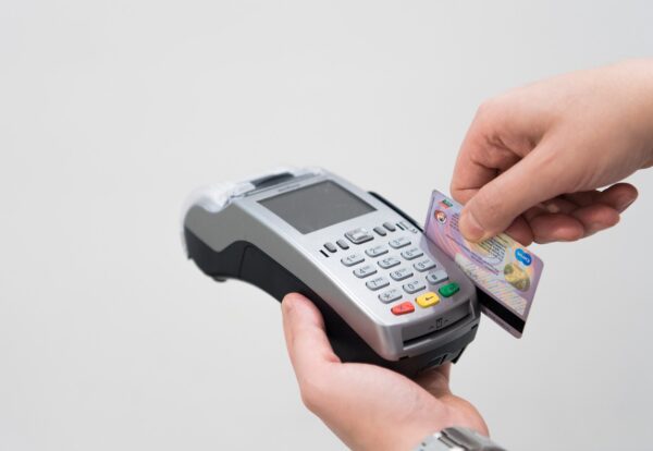credit-card-machine-4577767_1280