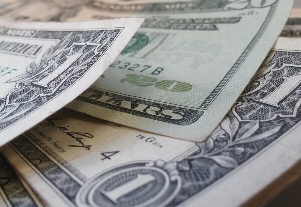 dollars-426023_1280